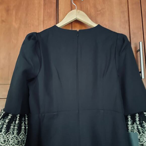 Pomander Place Black Lillith Dress Lace Maxi Size Small NEW - Picture 8 of 11